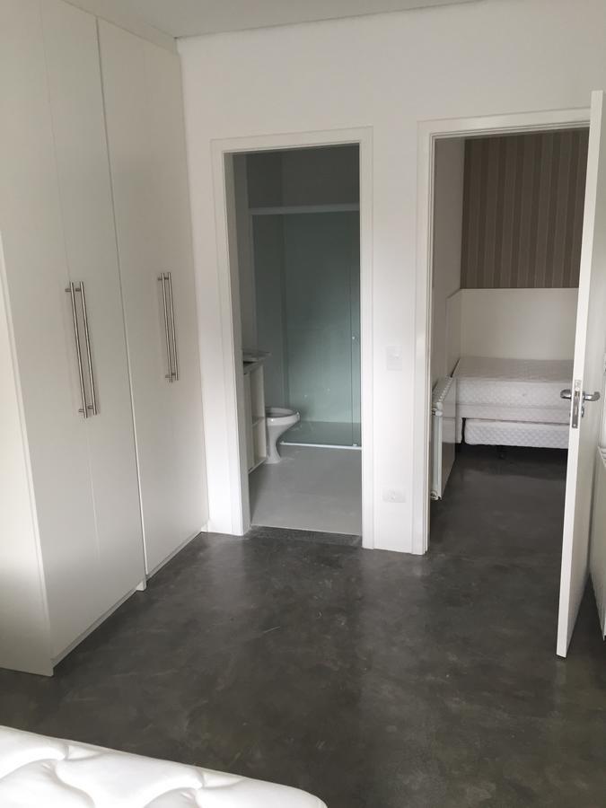 Condominio Gaudi Loft Design * Campos do Jordão